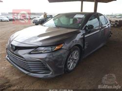 تۆیۆتا کامری